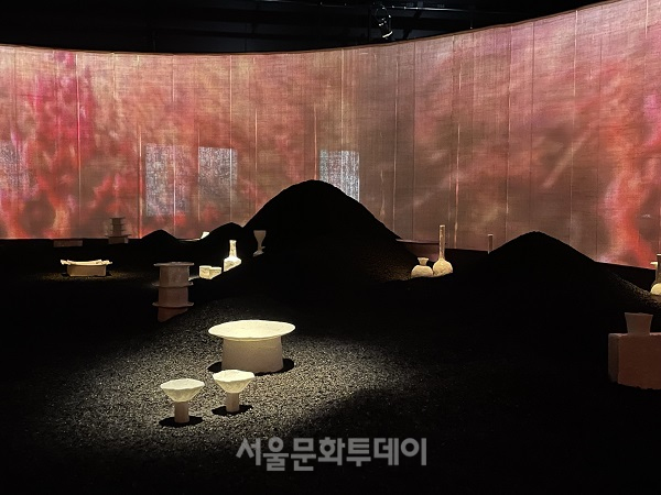 우란문화재단, ‘한국 술 문화’ 주제로 한 《밤이 선생이다》展