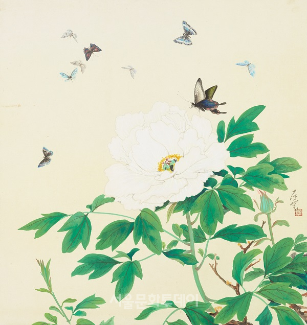 ▲정은영(1930-1990), 모란과 나비, 1980년대 전반, 종이에 색, 66×62.3cm, 국립현대미술관 동산 박주환 컬렉션.